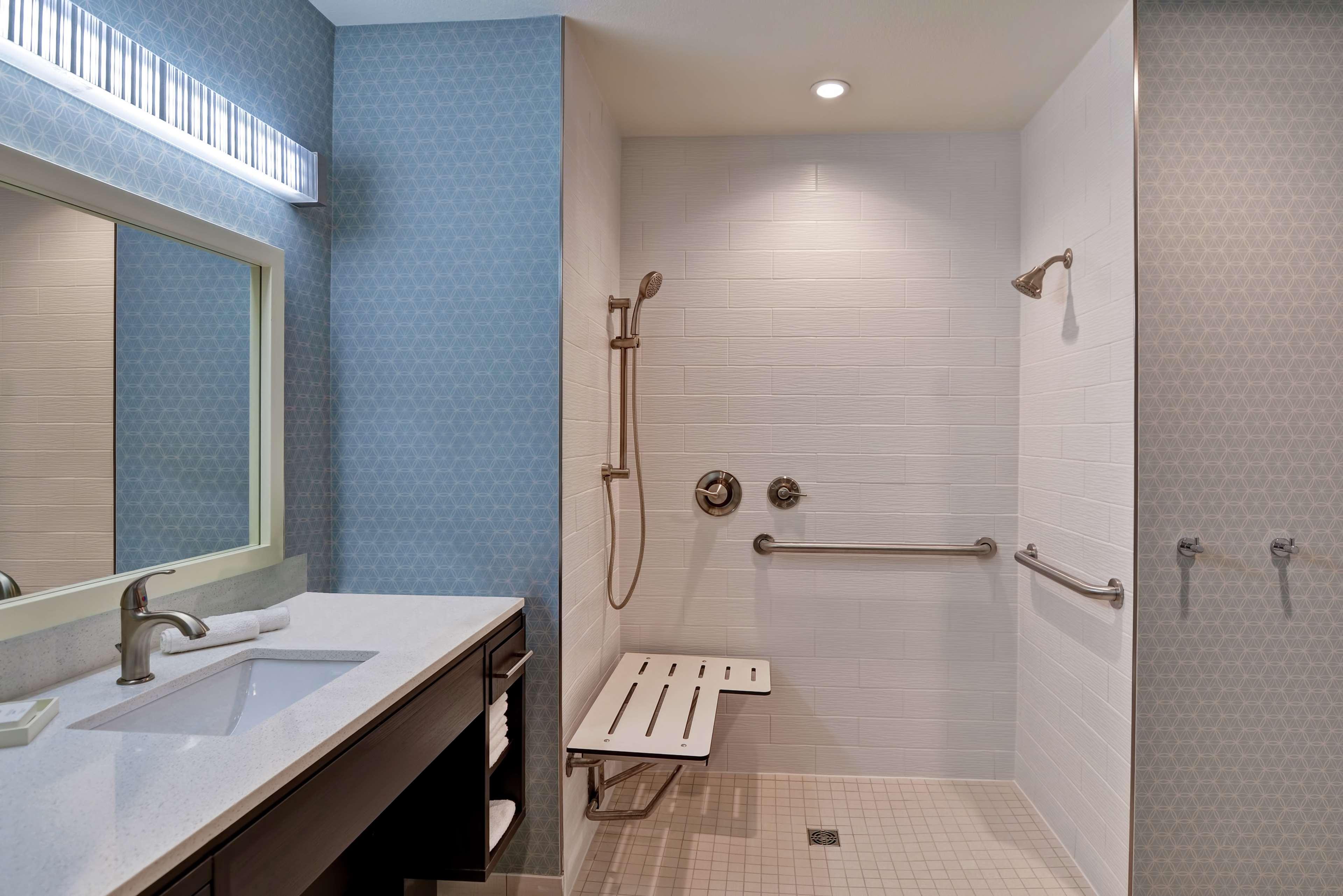 Home2 Suites By Hilton Las Vegas Strip South Экстерьер фото