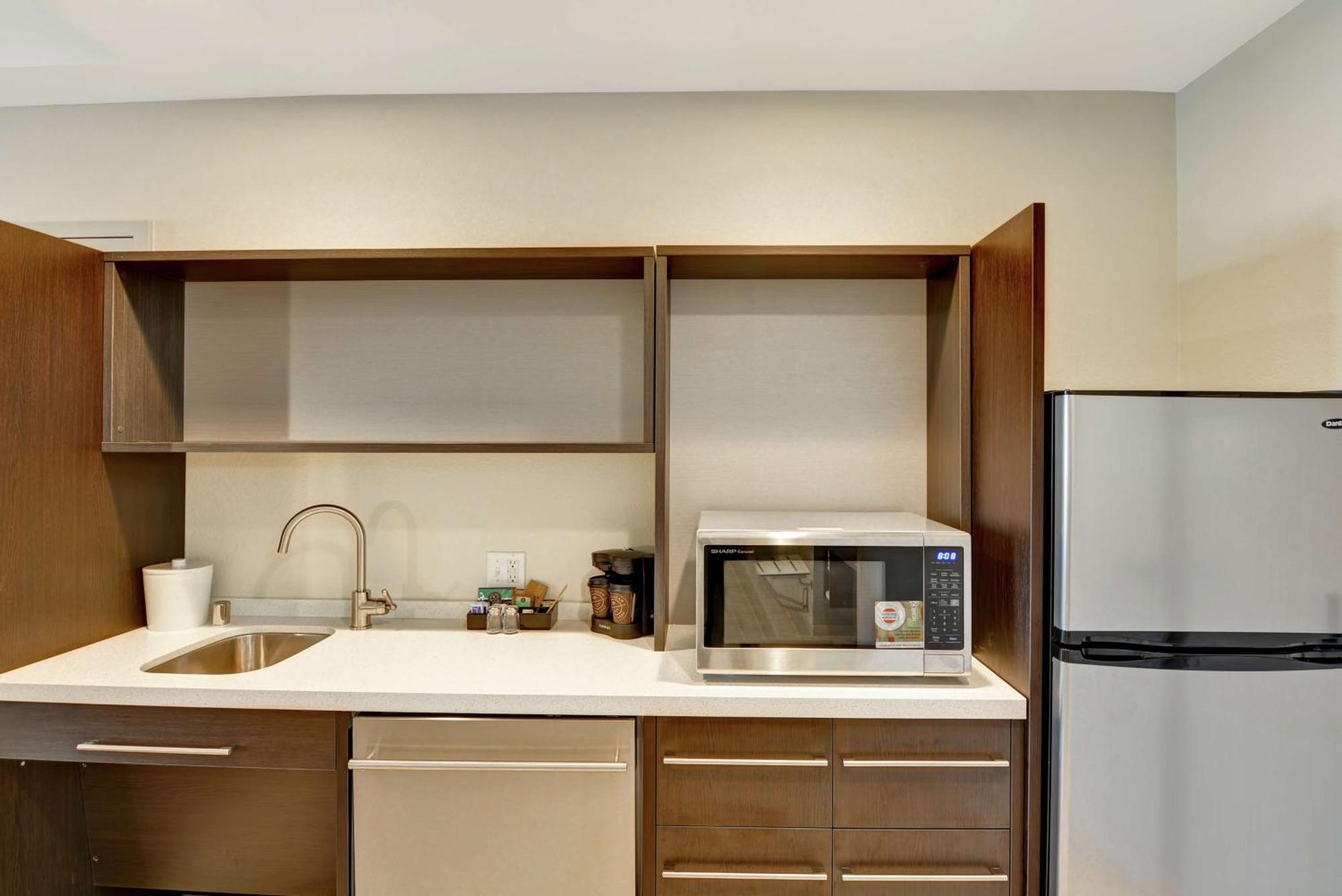 Home2 Suites By Hilton Las Vegas Strip South Экстерьер фото